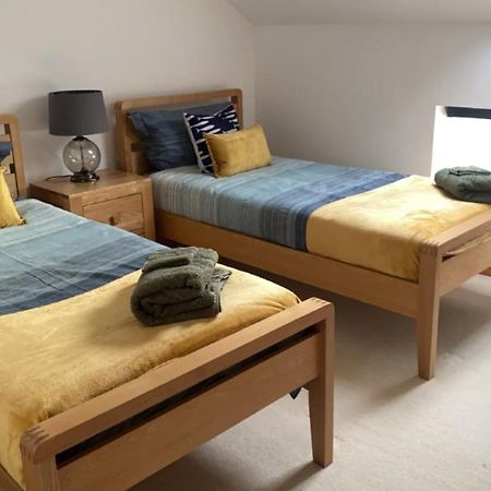 Telford Escape Apartman Elgin Kültér fotó